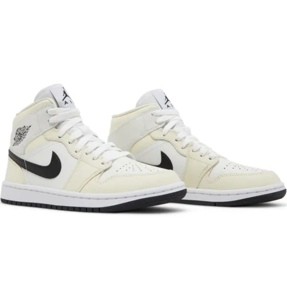 Nike Air Jordan 1 mid  “coconut milk”